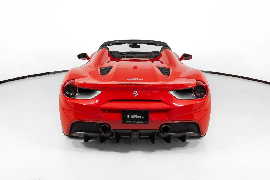 2018 Ferrari 488 Spider - Image 7 of 31