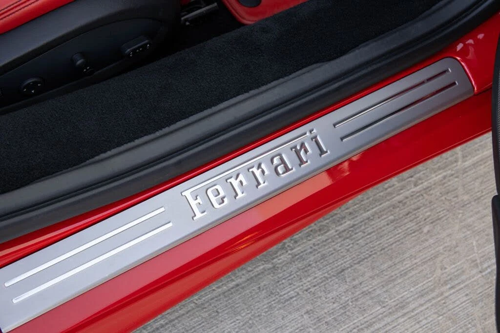 2018 Ferrari 488 Spider - Image 28 of 31