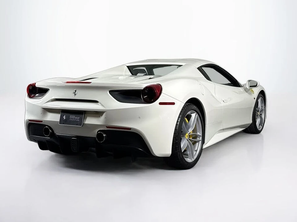 2018 Ferrari 488 Spider - Image 9 of 29