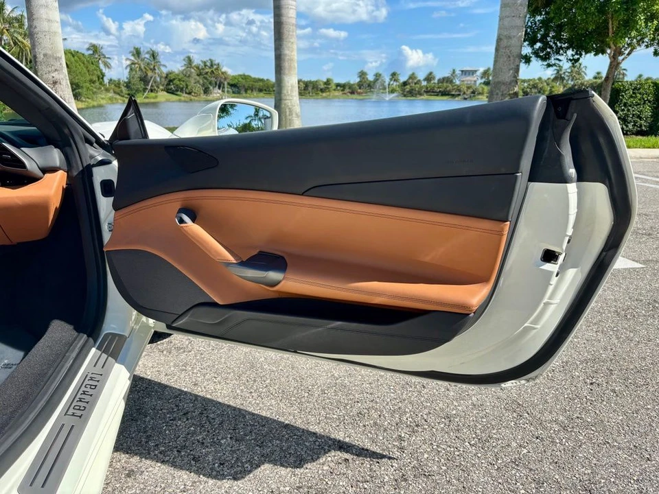 2018 Ferrari 488 Spider - Image 22 of 28