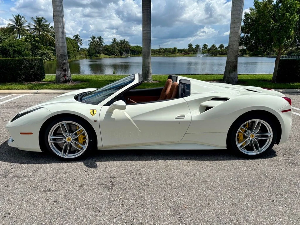 2018 Ferrari 488 Spider - Image 12 of 28