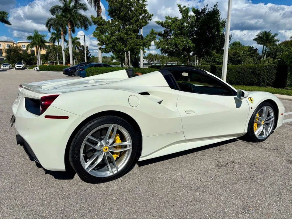 2018 Ferrari 488 Spider - Image 8 of 28