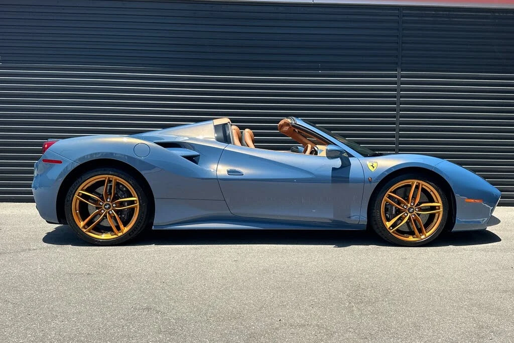 2018 Ferrari 488 Spider - Image 9 of 31