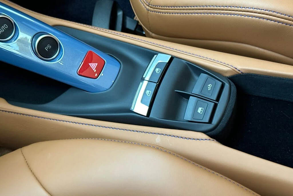 2018 Ferrari 488 Spider - Image 25 of 31