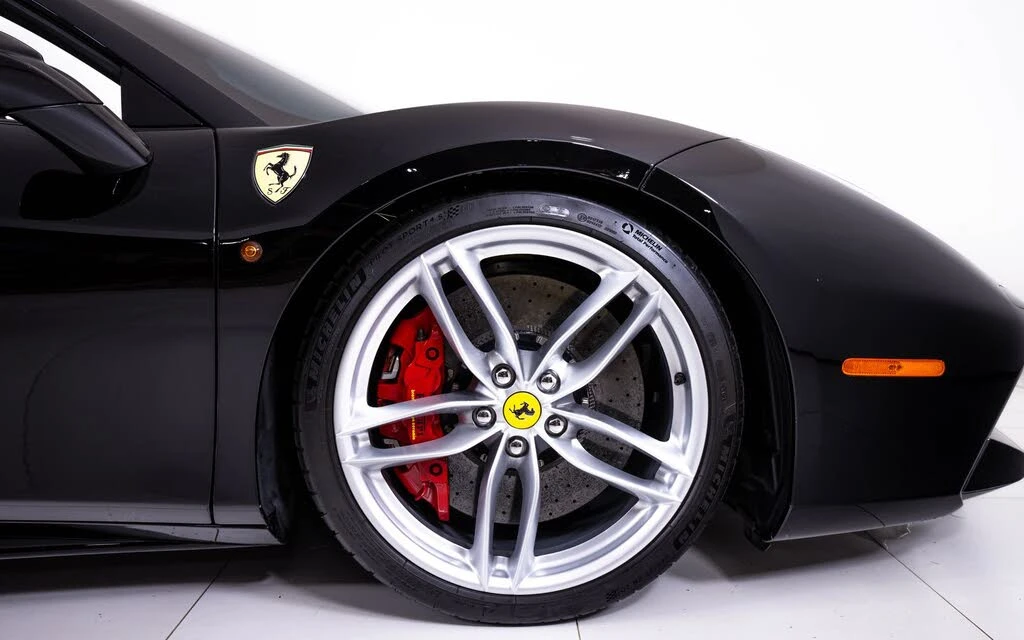 2018 Ferrari 488 Spider - Image 19 of 26