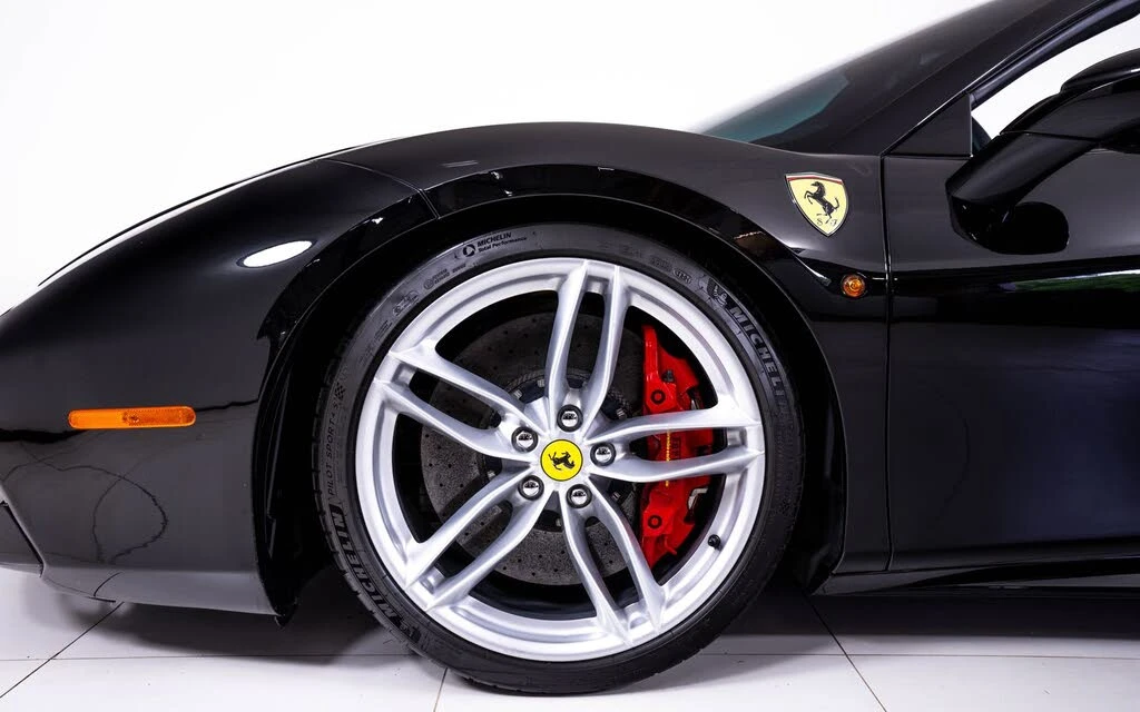 2018 Ferrari 488 Spider - Image 16 of 26