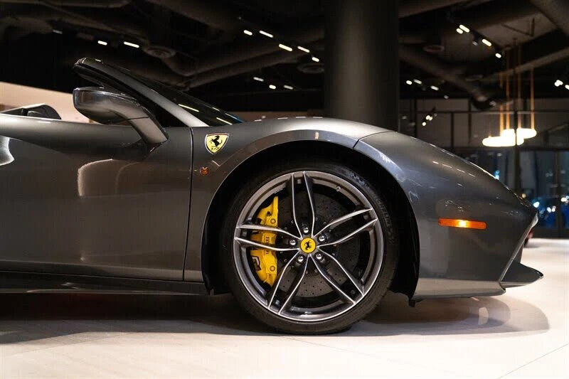 2018 Ferrari 488 Spider - Image 10 of 31