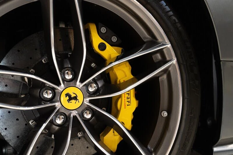 2018 Ferrari 488 Spider - Image 13 of 31