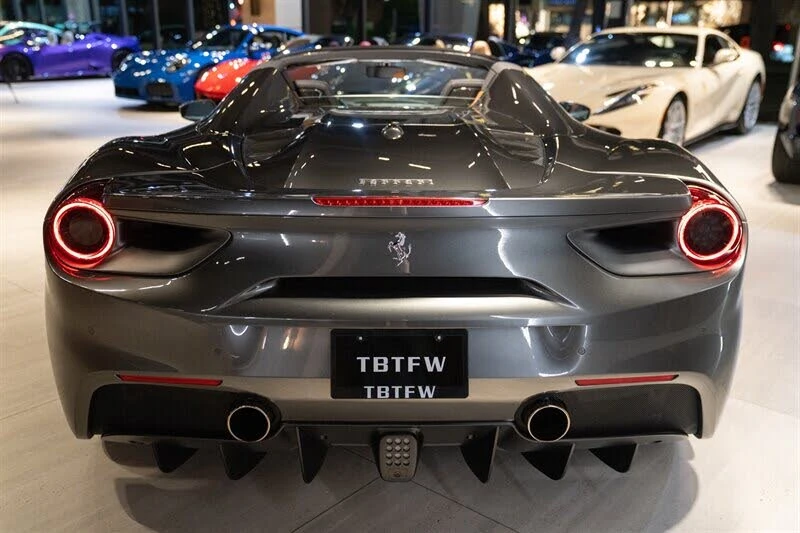2018 Ferrari 488 Spider - Image 14 of 31
