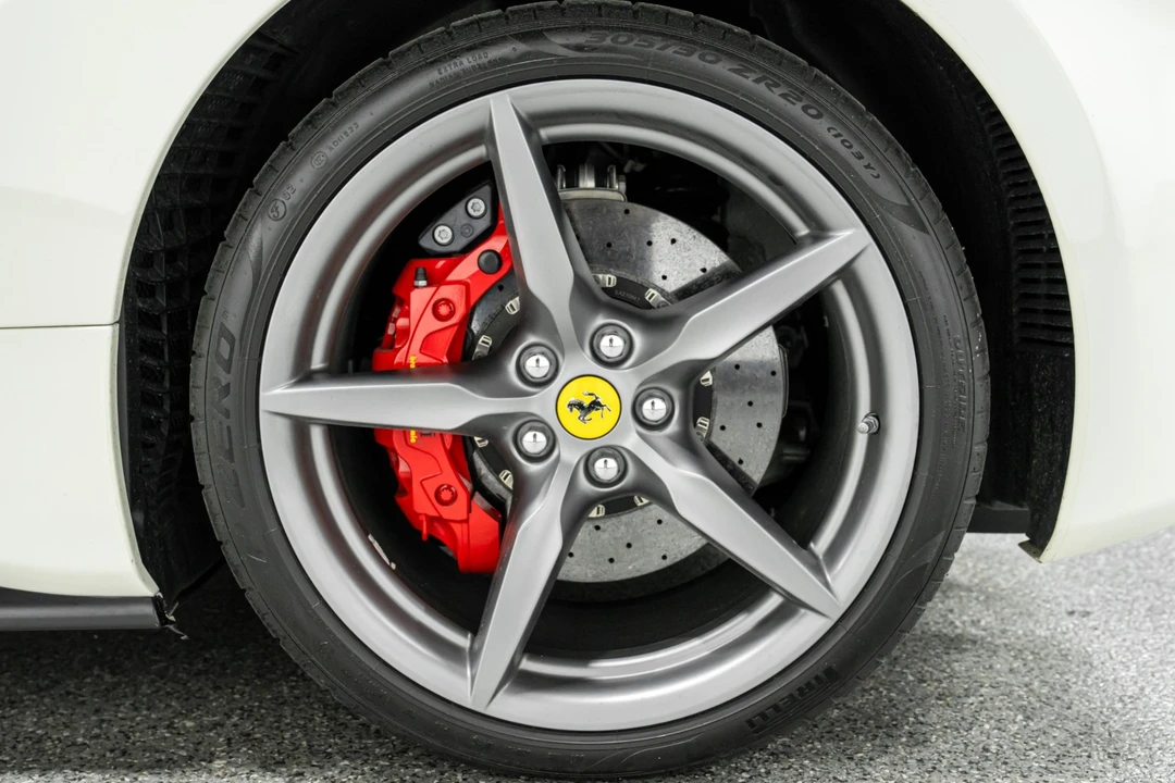 2018 Ferrari 488 Spider - Image 10 of 21
