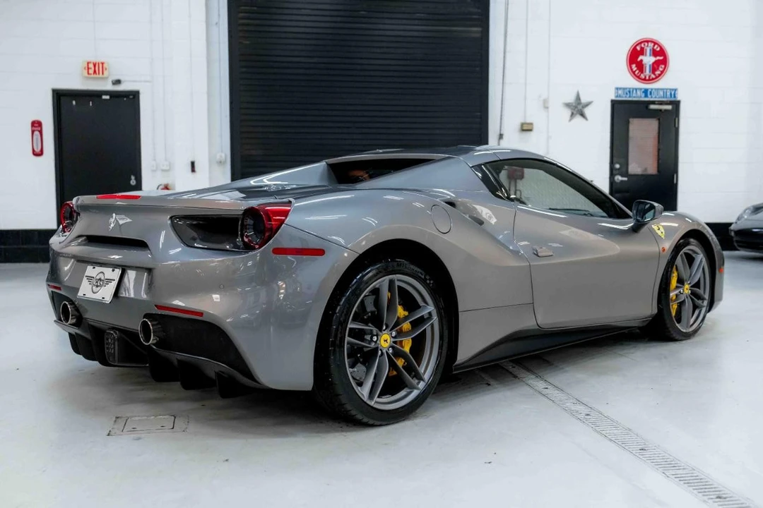 2018 Ferrari 488 Spider - Image 15 of 21