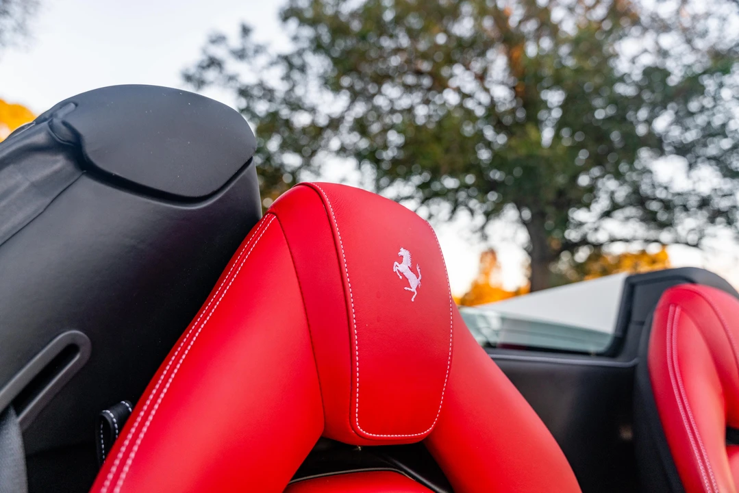 2018 Ferrari 488 Spider - Image 31 of 31