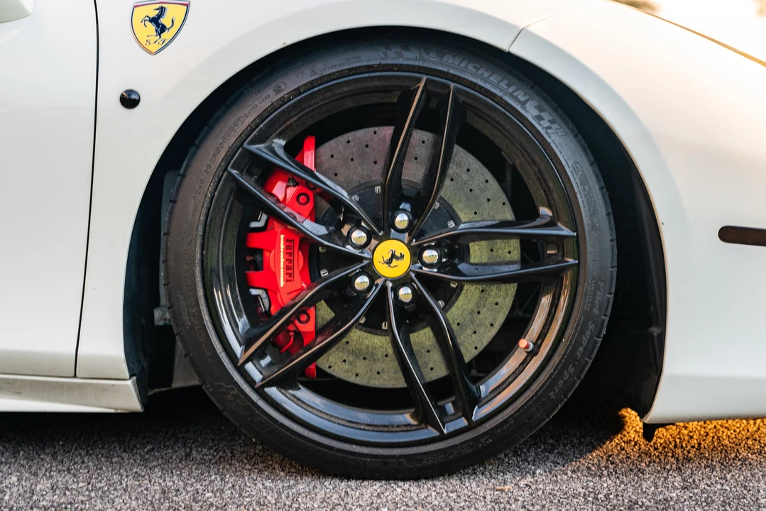 2018 Ferrari 488 Spider - Image 22 of 31