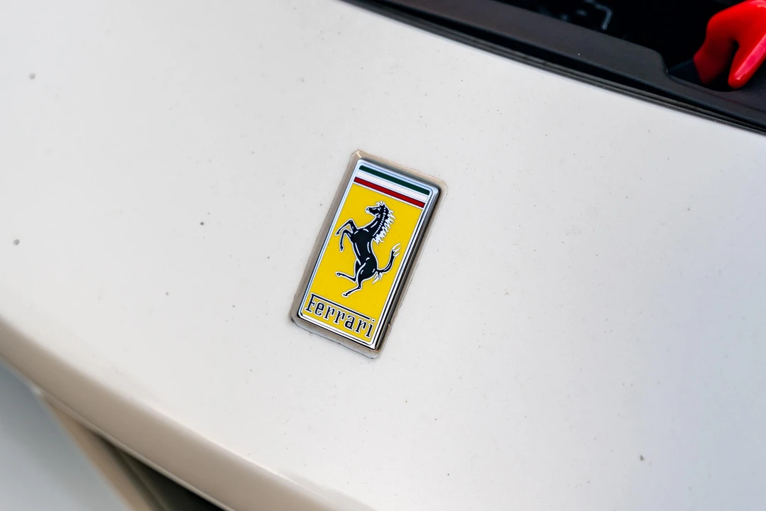 2018 Ferrari 488 Spider - Image 11 of 31