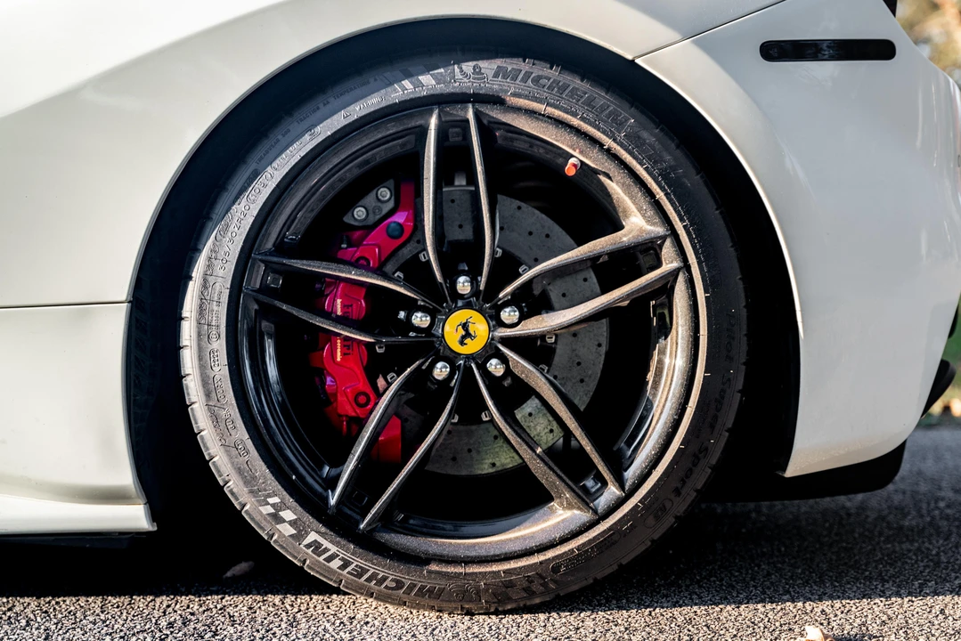 2018 Ferrari 488 Spider - Image 20 of 31