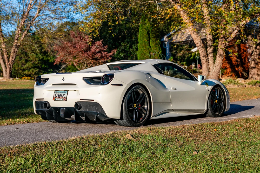 2018 Ferrari 488 Spider - Image 9 of 31
