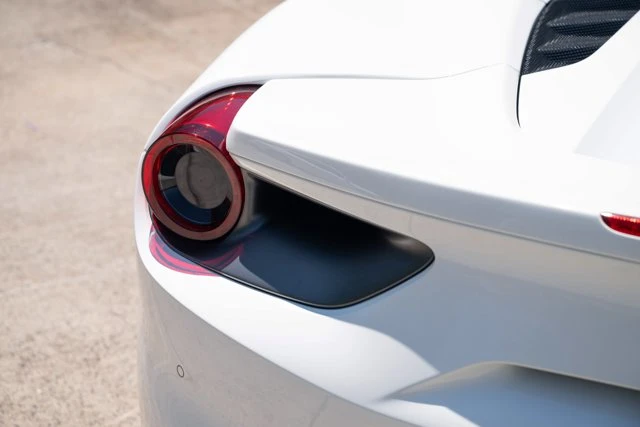 2018 Ferrari 488 Spider - Image 21 of 31