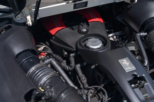 2018 Ferrari 488 Spider - Image 23 of 31