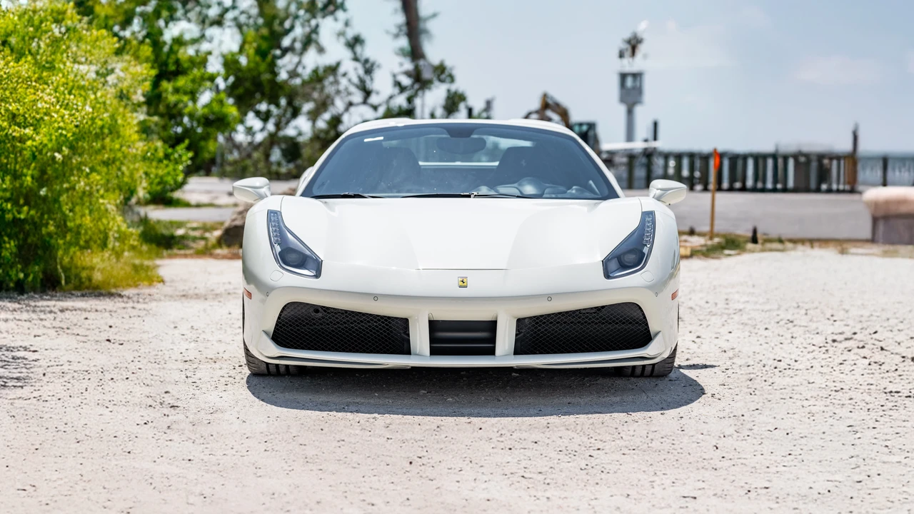 2018 Ferrari 488 Spider - Image 2 of 31