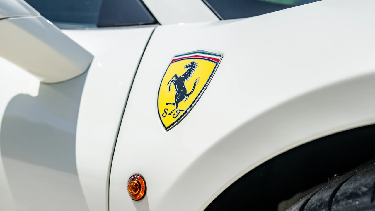 2018 Ferrari 488 Spider - Image 26 of 31
