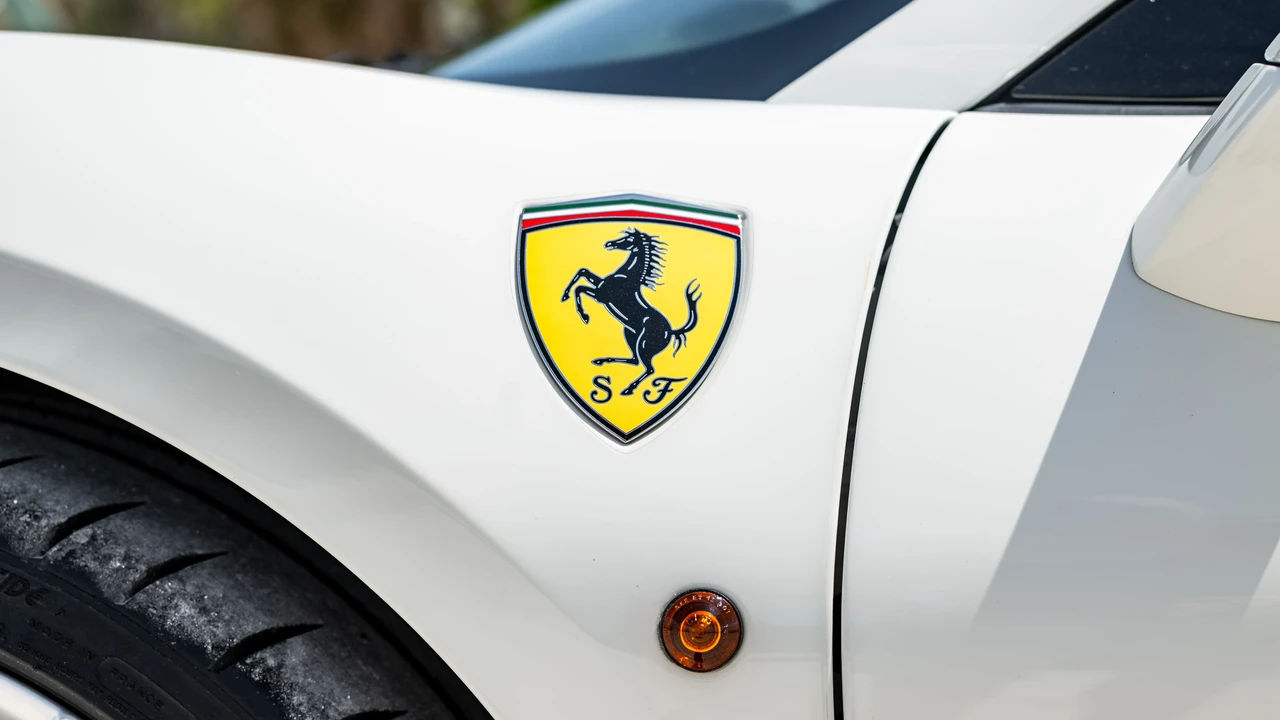 2018 Ferrari 488 Spider - Image 27 of 31
