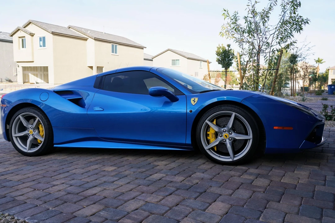 2018 Ferrari 488 Spider - Image 20 of 31