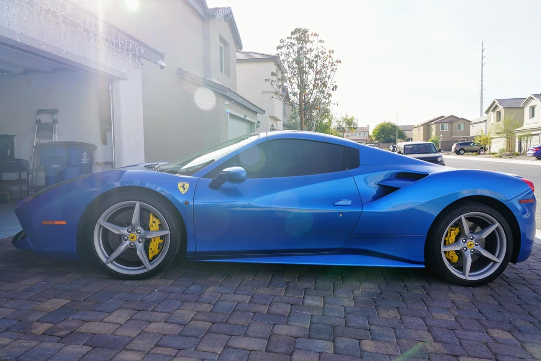 2018 Ferrari 488 Spider - Image 23 of 31