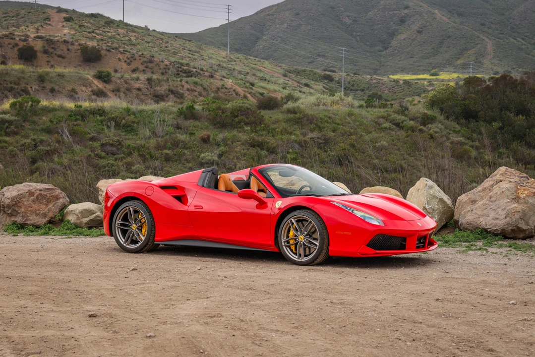 2018 Ferrari 488 Spider - Image 7 of 31