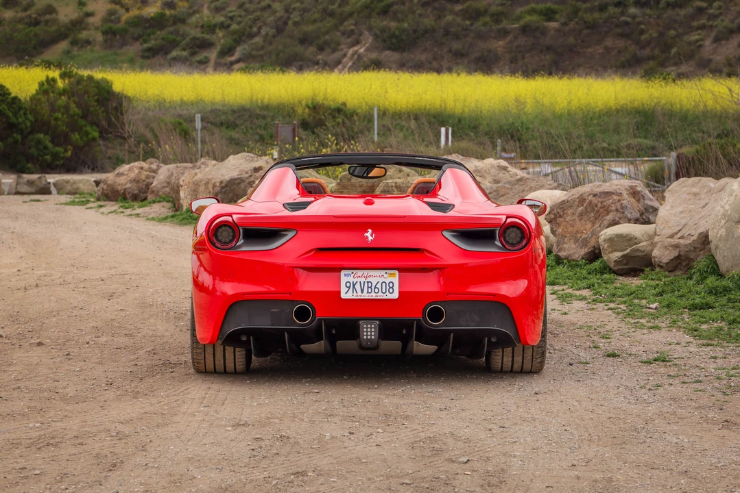 2018 Ferrari 488 Spider - Image 12 of 31
