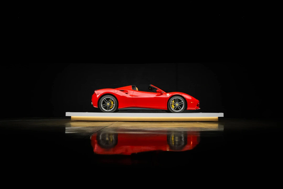 2018 Ferrari 488 Spider - Image 30 of 31