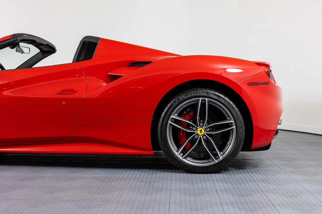 2018 Ferrari 488 Spider - Image 19 of 21