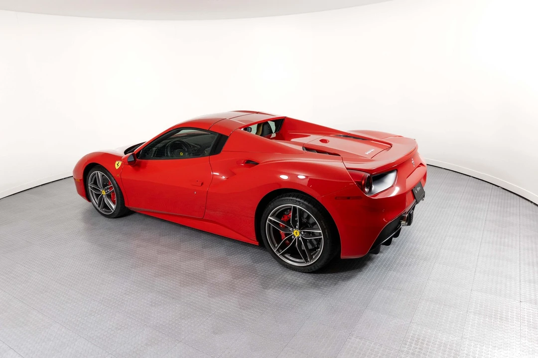2018 Ferrari 488 Spider - Image 7 of 21