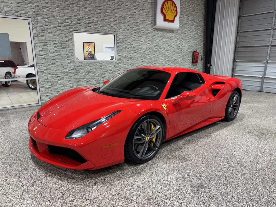 2018 Ferrari 488 Spider - Image 4 of 31