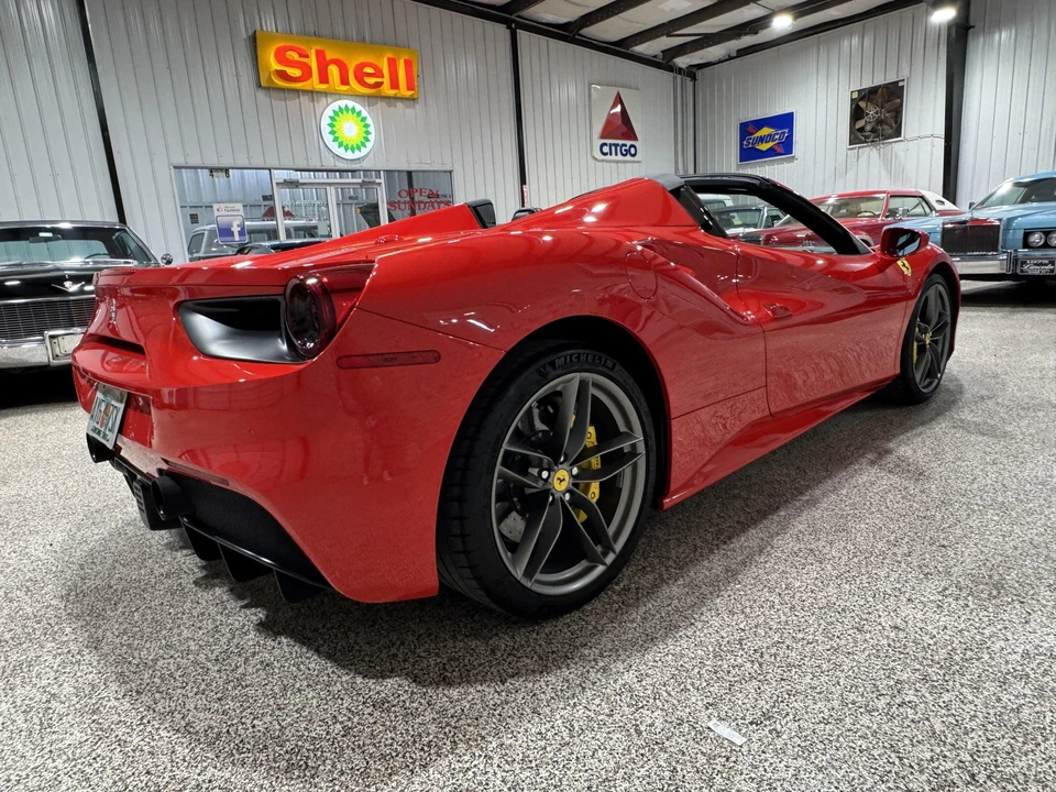 2018 Ferrari 488 Spider - Image 20 of 31