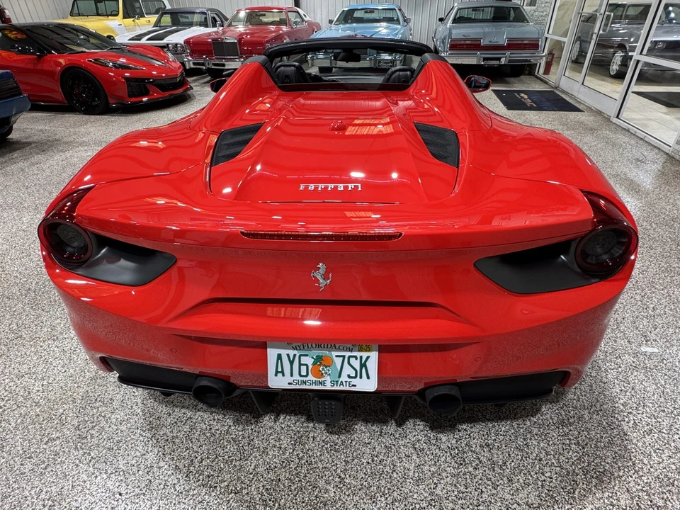 2018 Ferrari 488 Spider - Image 27 of 31