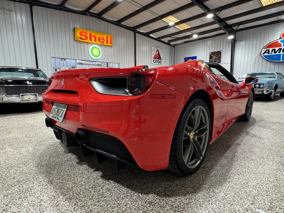 2018 Ferrari 488 Spider - Image 21 of 31