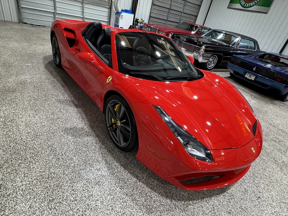 2018 Ferrari 488 Spider - Image 13 of 31