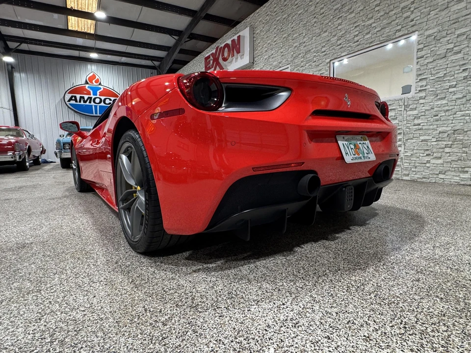 2018 Ferrari 488 Spider - Image 30 of 31