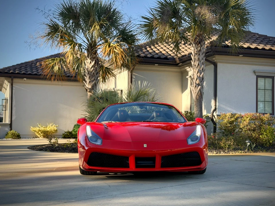 2018 Ferrari 488 Spider - Image 10 of 31
