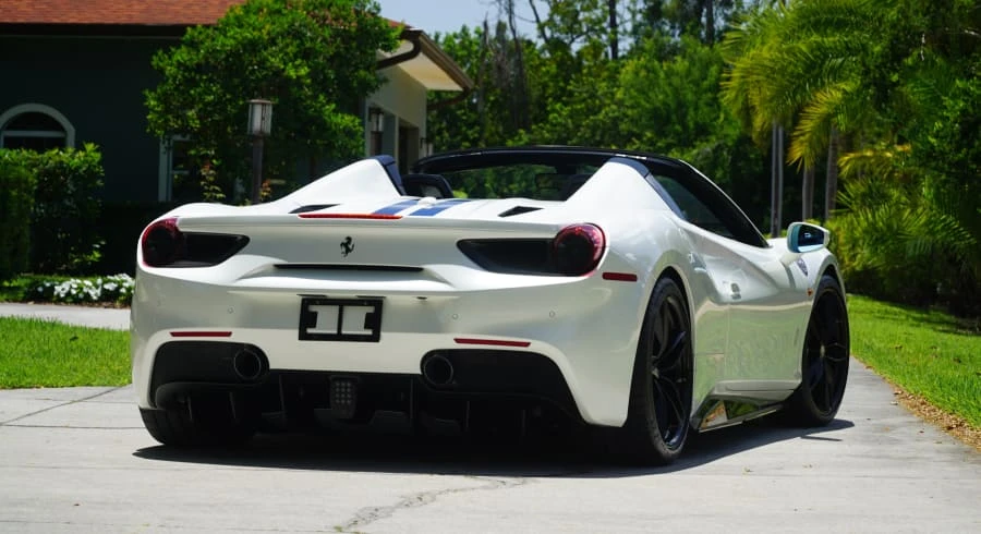 2018 Ferrari 488 Spider - Image 24 of 31