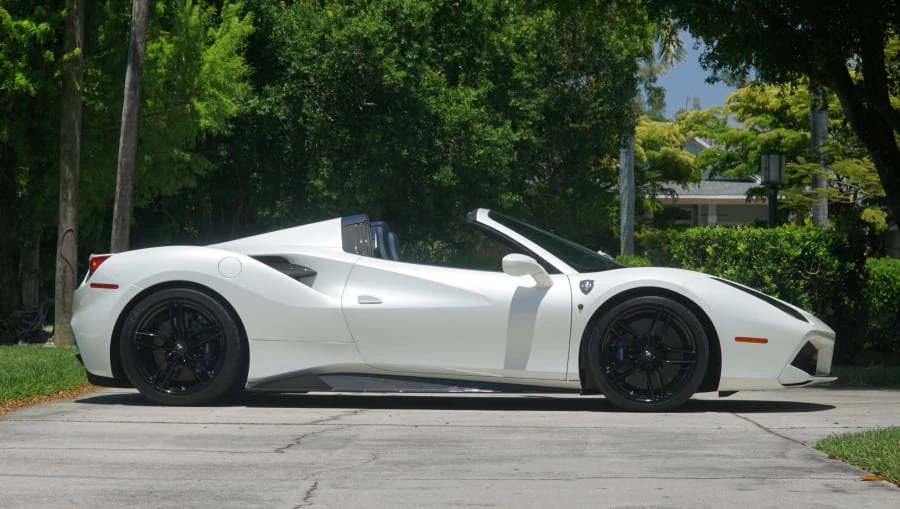 2018 Ferrari 488 Spider - Image 16 of 31