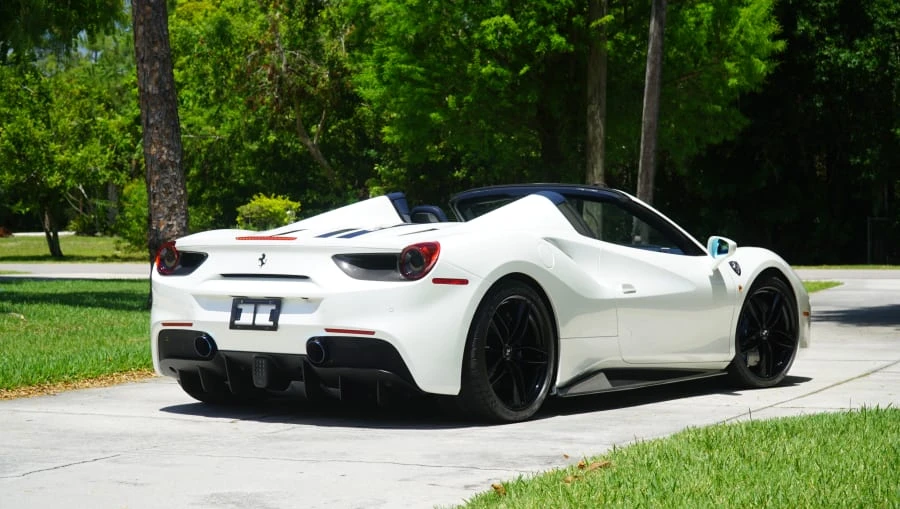 2018 Ferrari 488 Spider - Image 26 of 31