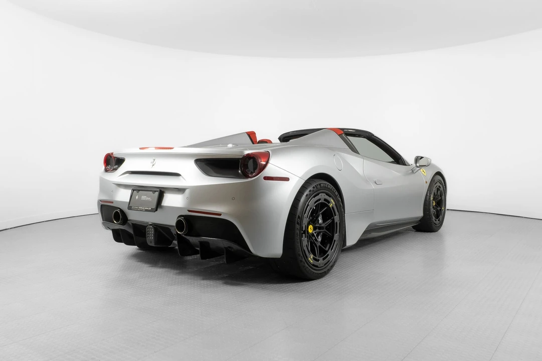 2018 Ferrari 488 Spider - Image 6 of 21