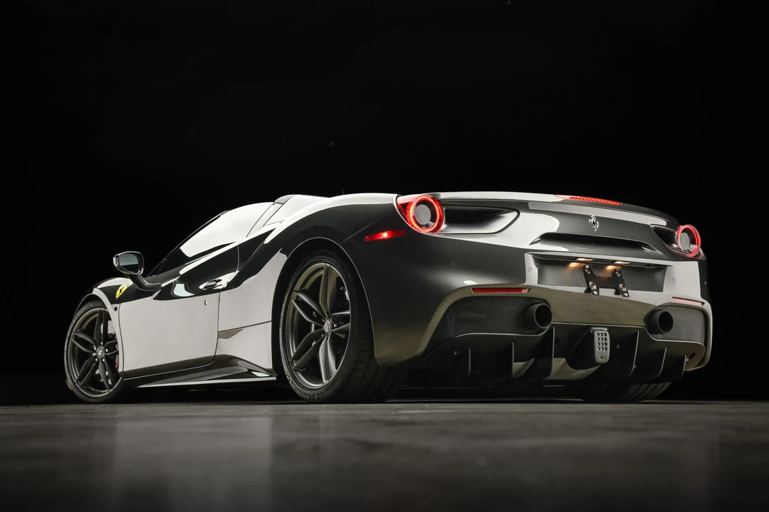 2018 Ferrari 488 Spider - Image 25 of 31