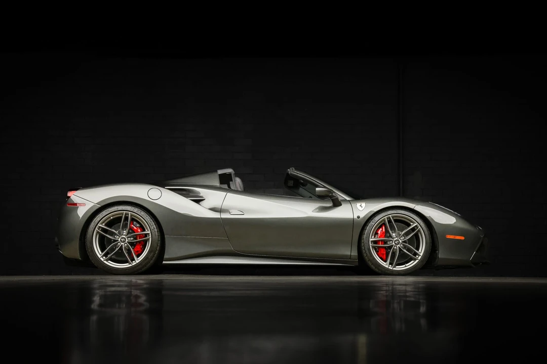 2018 Ferrari 488 Spider - Image 17 of 31