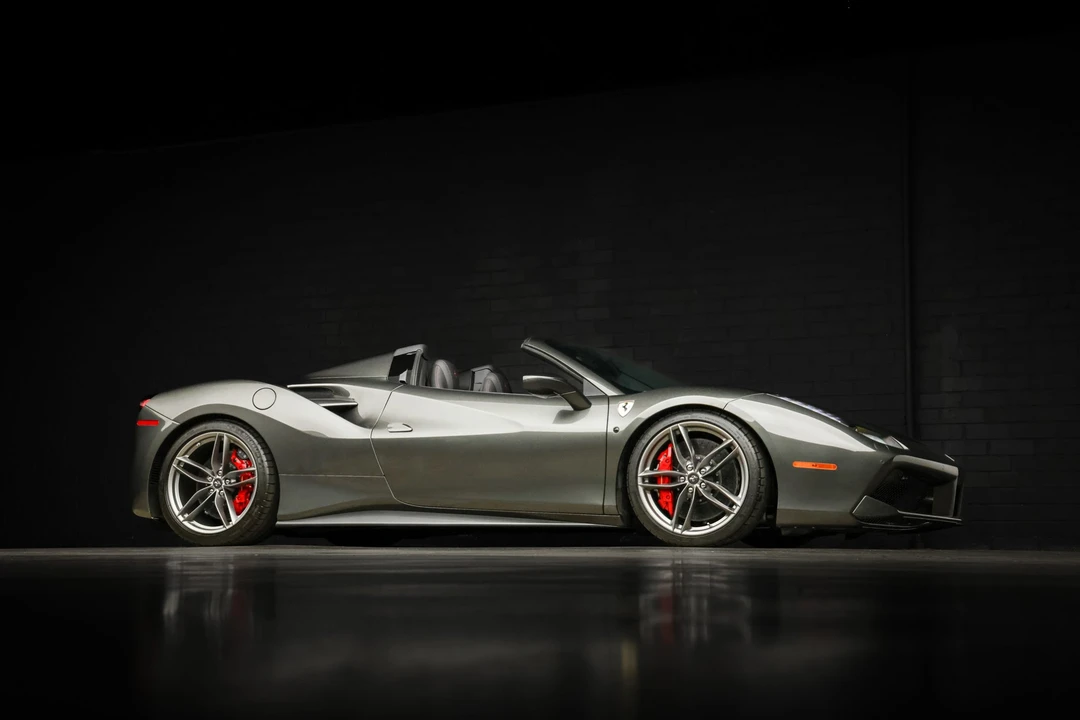 2018 Ferrari 488 Spider - Image 16 of 31
