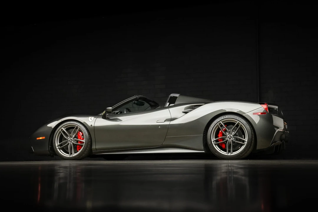 2018 Ferrari 488 Spider - Image 28 of 31
