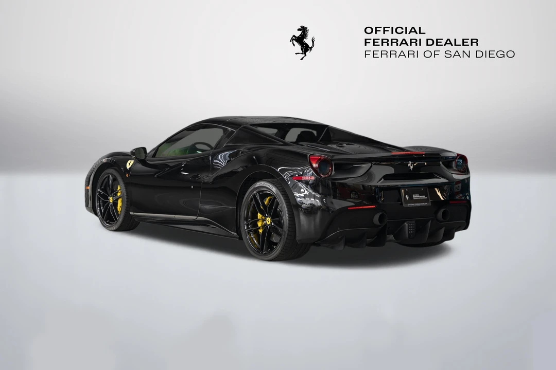 2018 Ferrari 488 Spider - Image 11 of 31