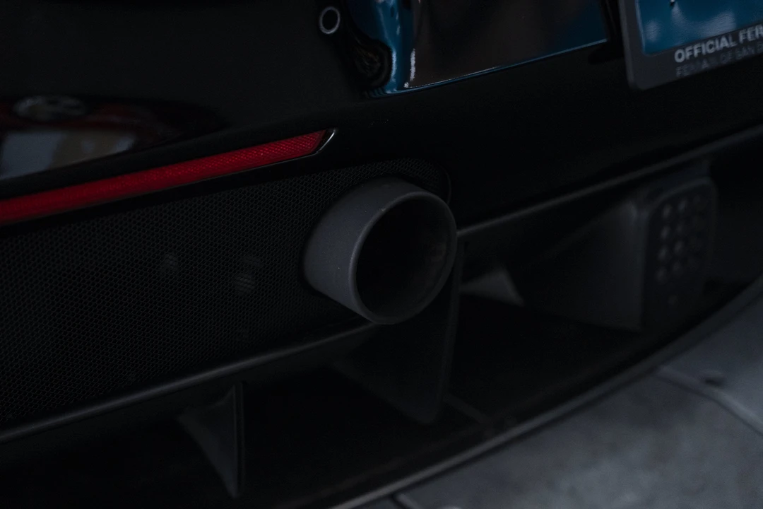 2018 Ferrari 488 Spider - Image 17 of 31
