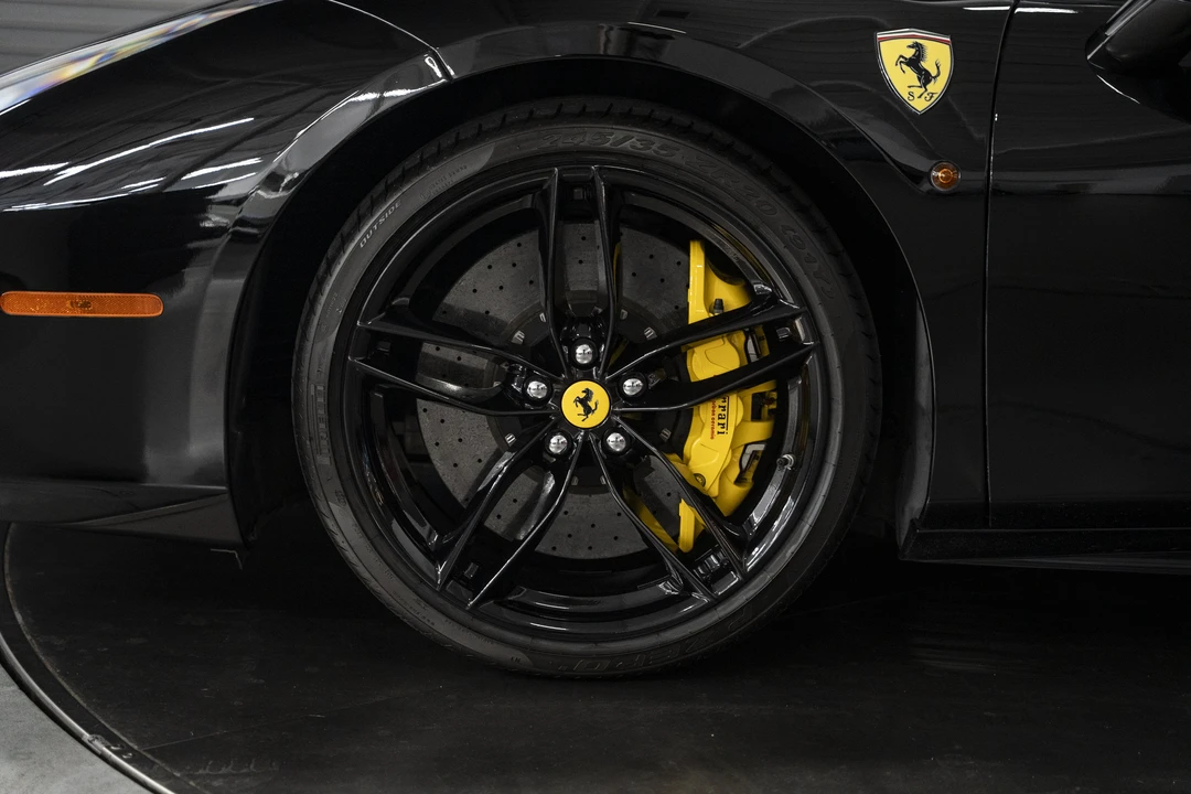 2018 Ferrari 488 Spider - Image 21 of 31